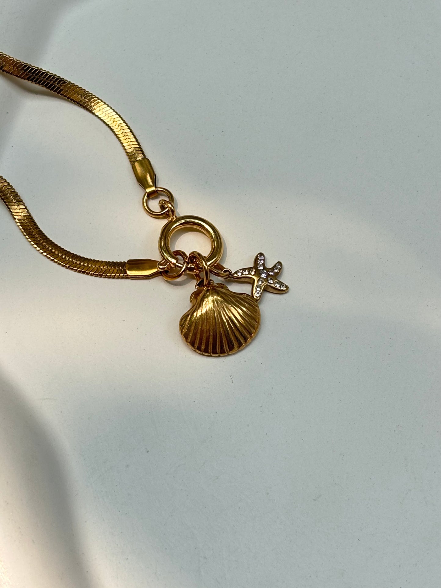 Neu Necklace