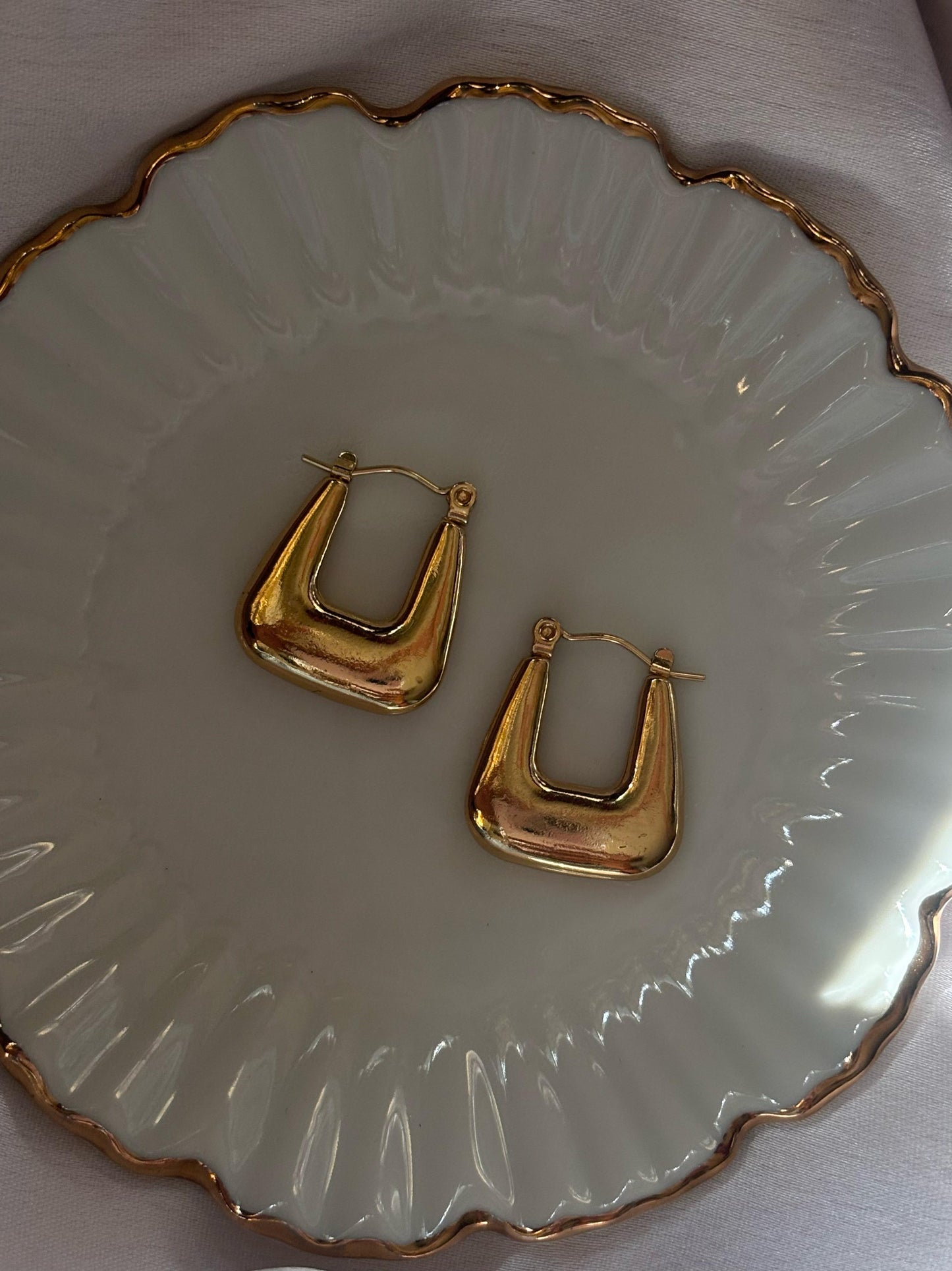 Clara Hoops