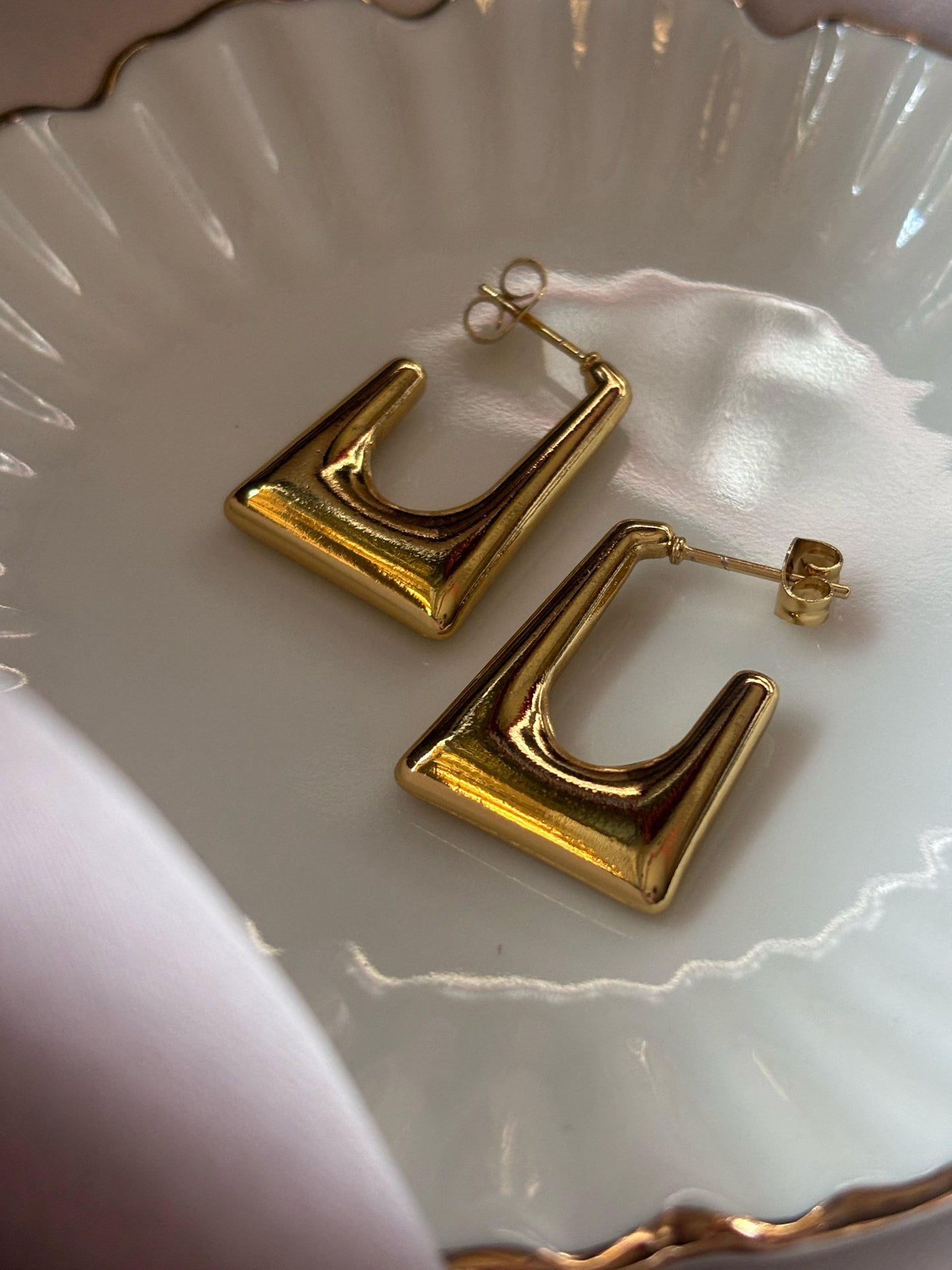 Bijou Hoops