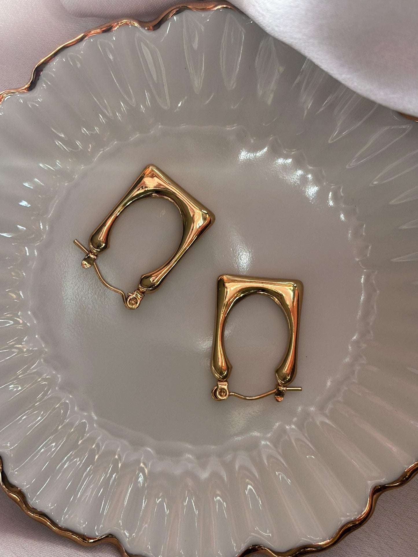 Margot Hoops