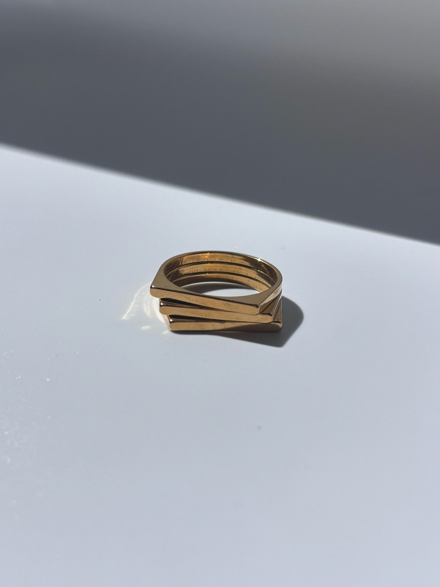 Willow Minimalist Ring
