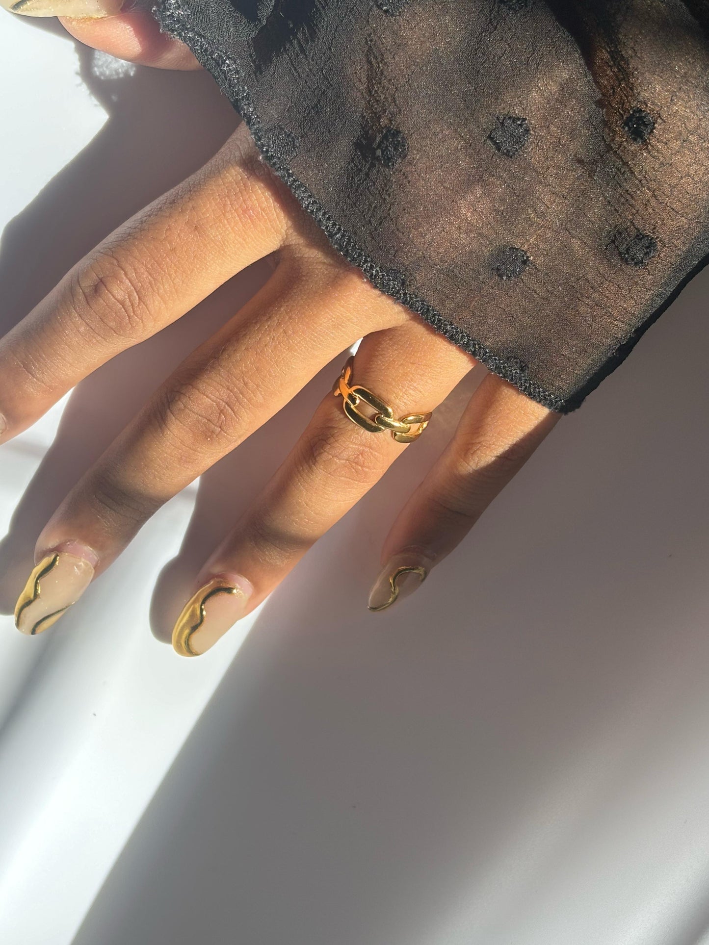 Linked Minimalist Ring
