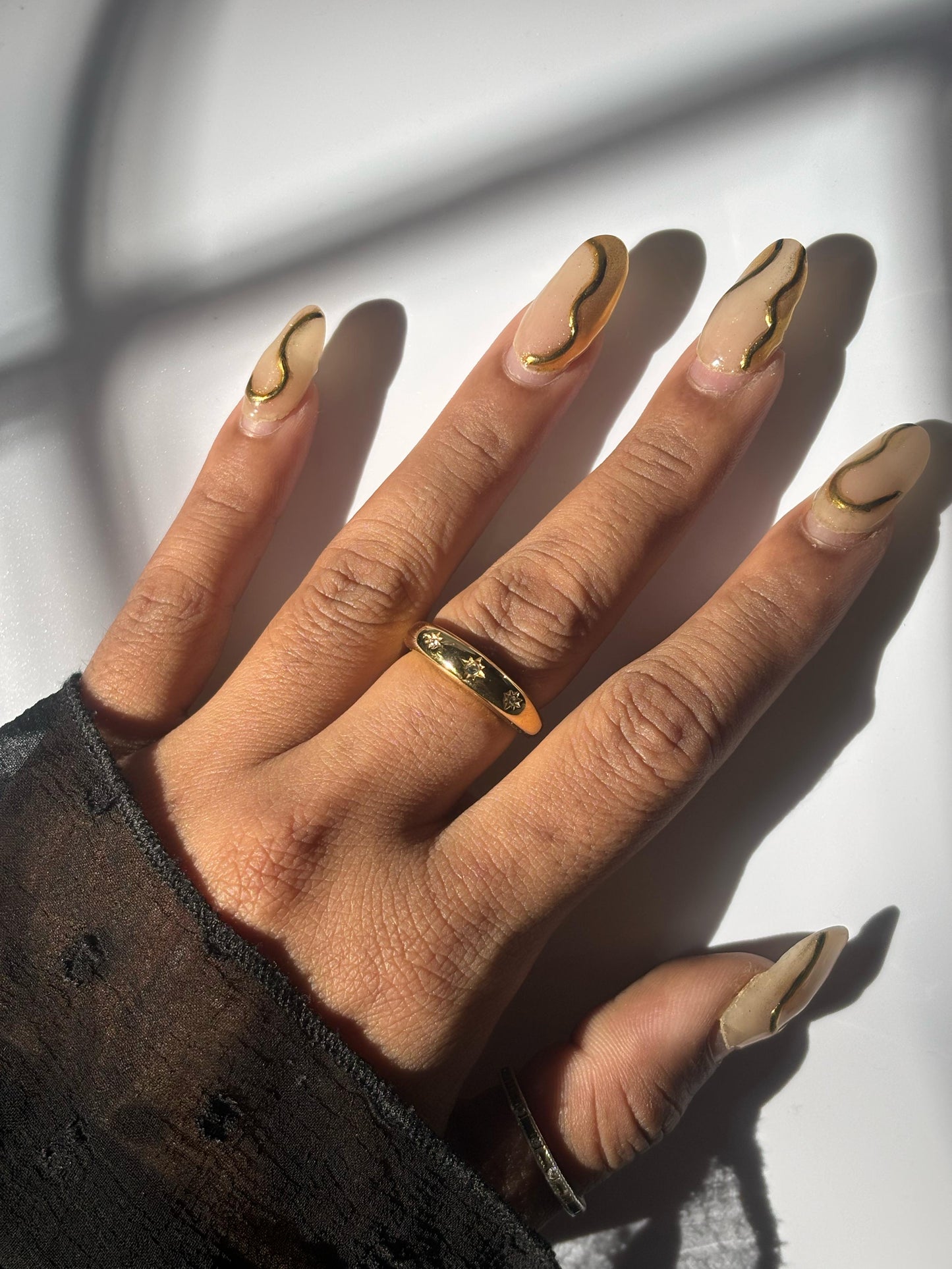 Mira Minimalist Ring