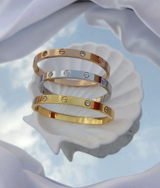 Diamanté Love Band