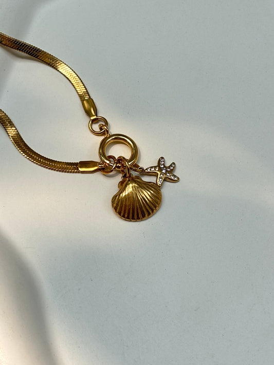 Neu Necklace