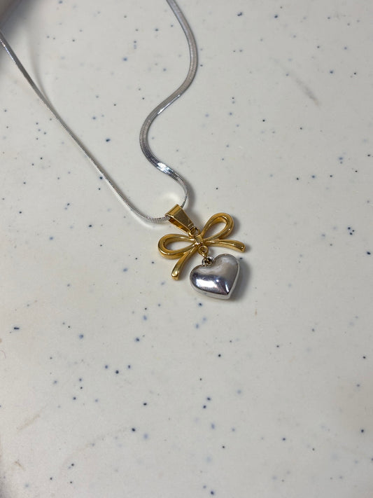Two Tone Hearty Bow Necklace