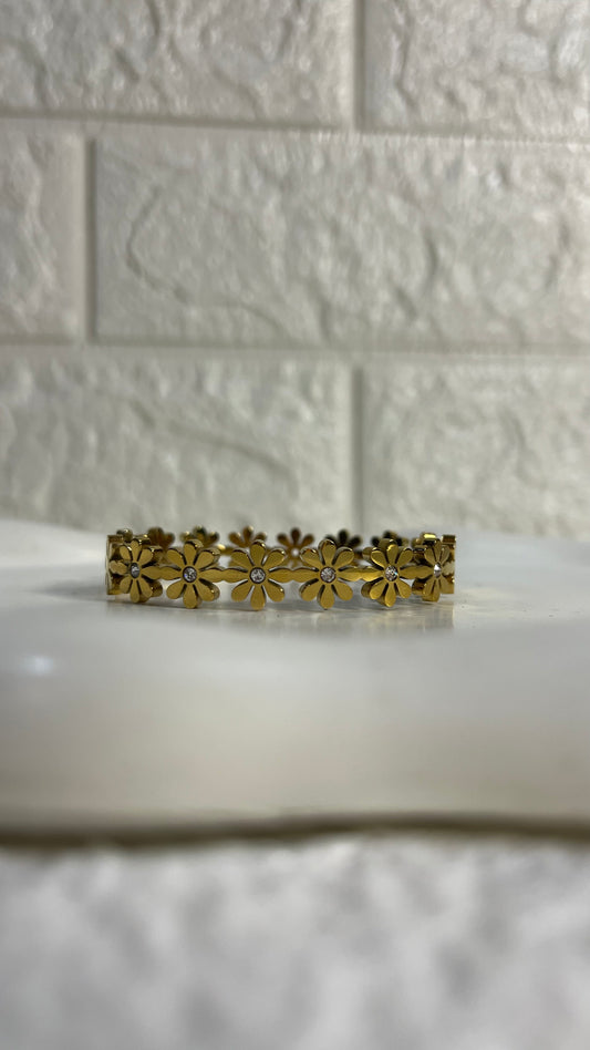 Ornare Cuff Bracelet