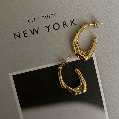 Jules Hoops