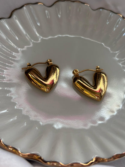 Elizabeth Hoops