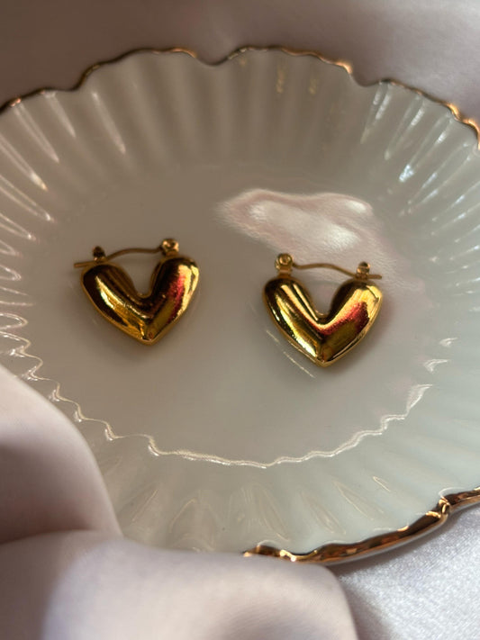 Elizabeth Hoops
