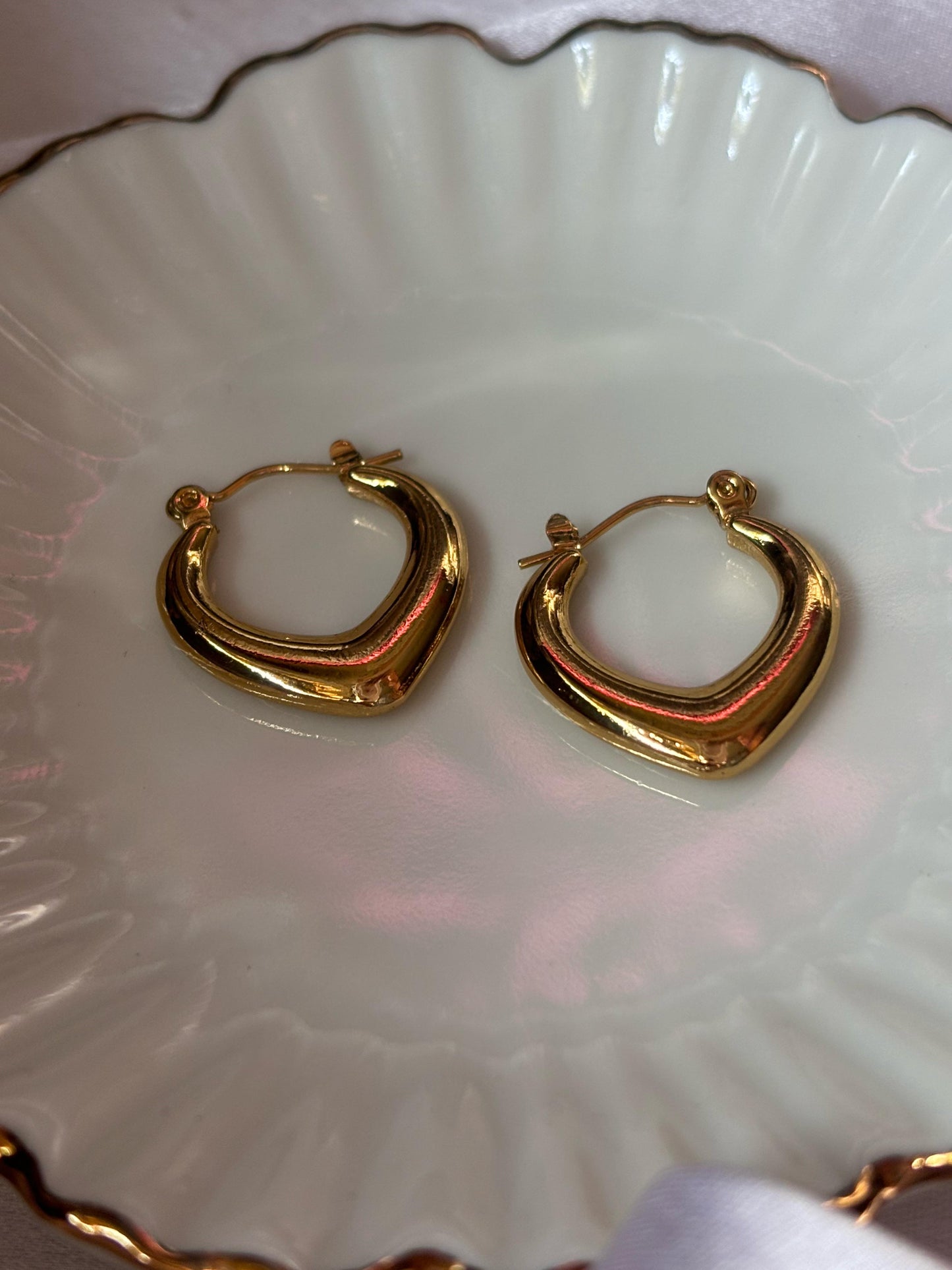 Evelyn Hoops