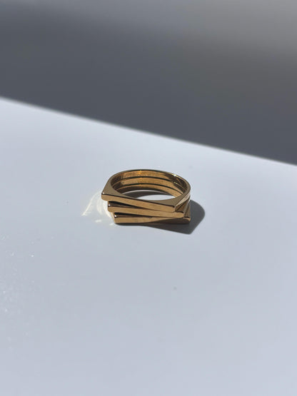 Willow Minimalist Ring