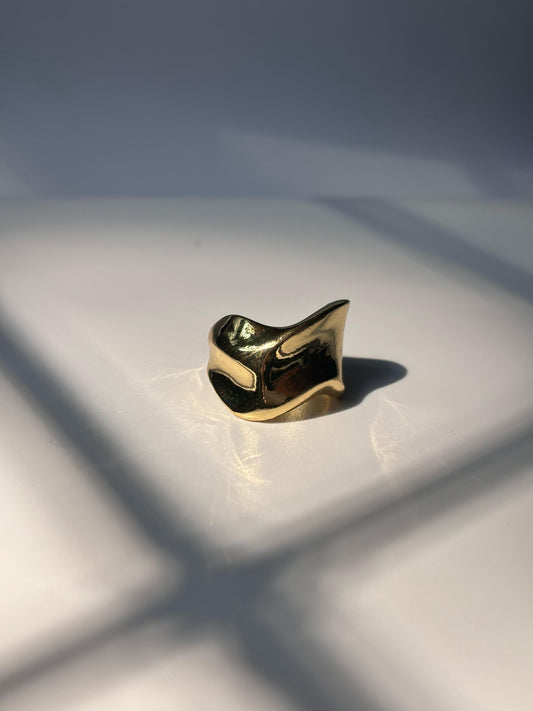 Onyx Bold Ring