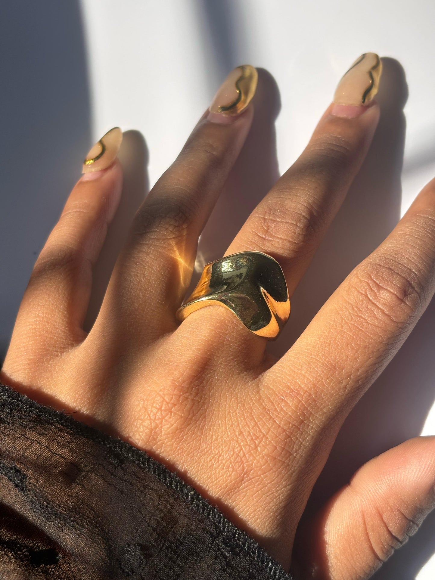Onyx Bold Ring