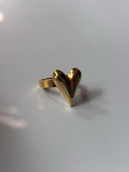 Hearty Bold Ring